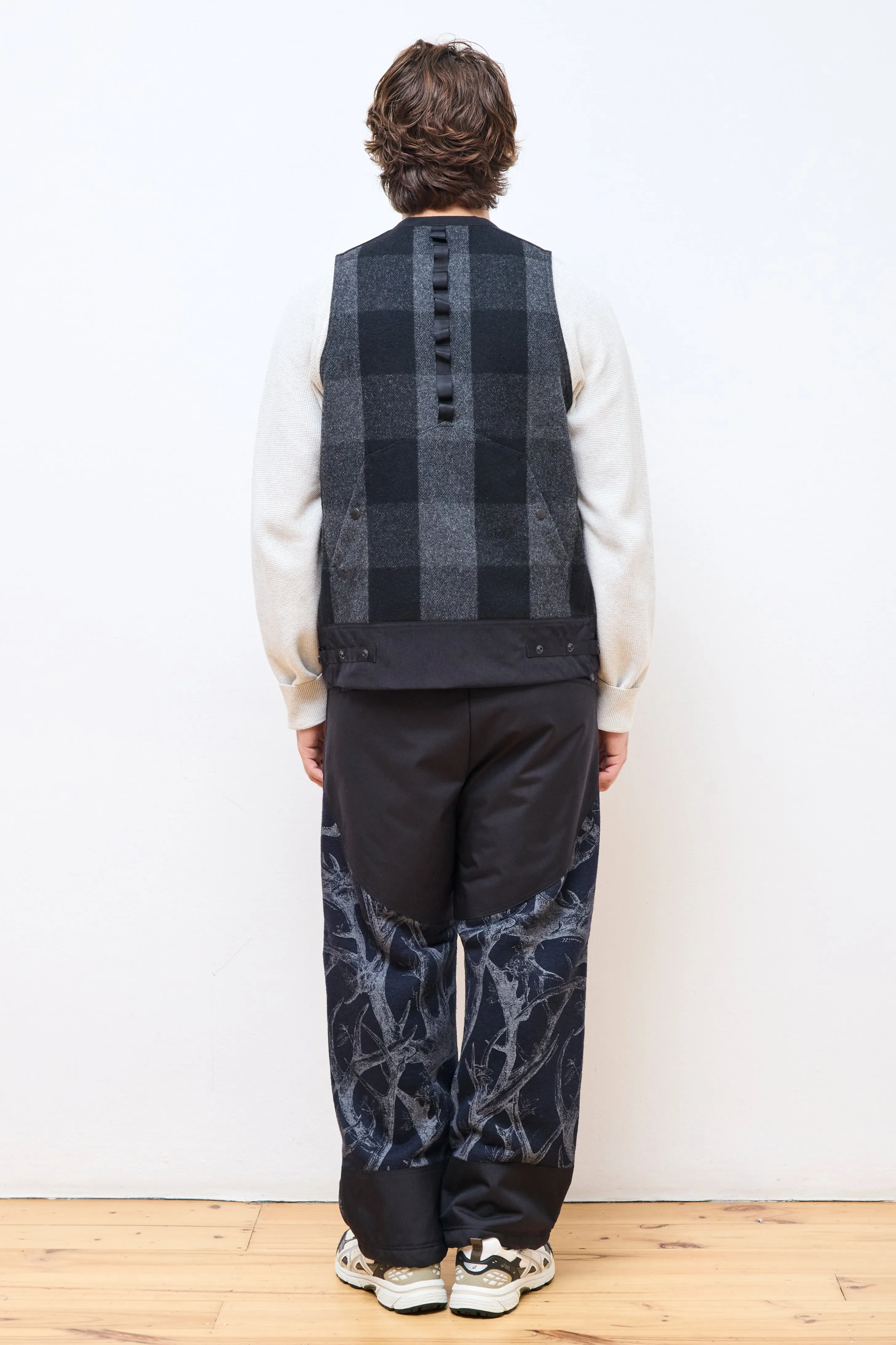 Buffalo Check 3Way Collar Bush Hike Vest Charcoal