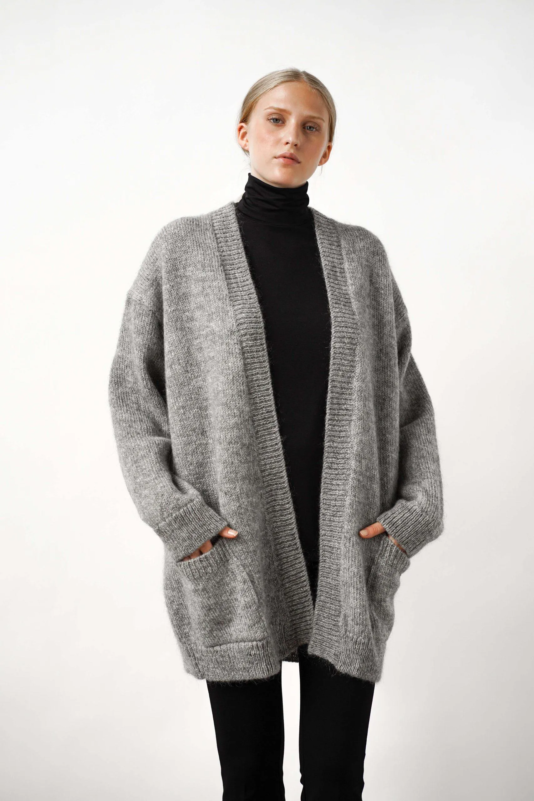 Edda Knitted Cardi Grey