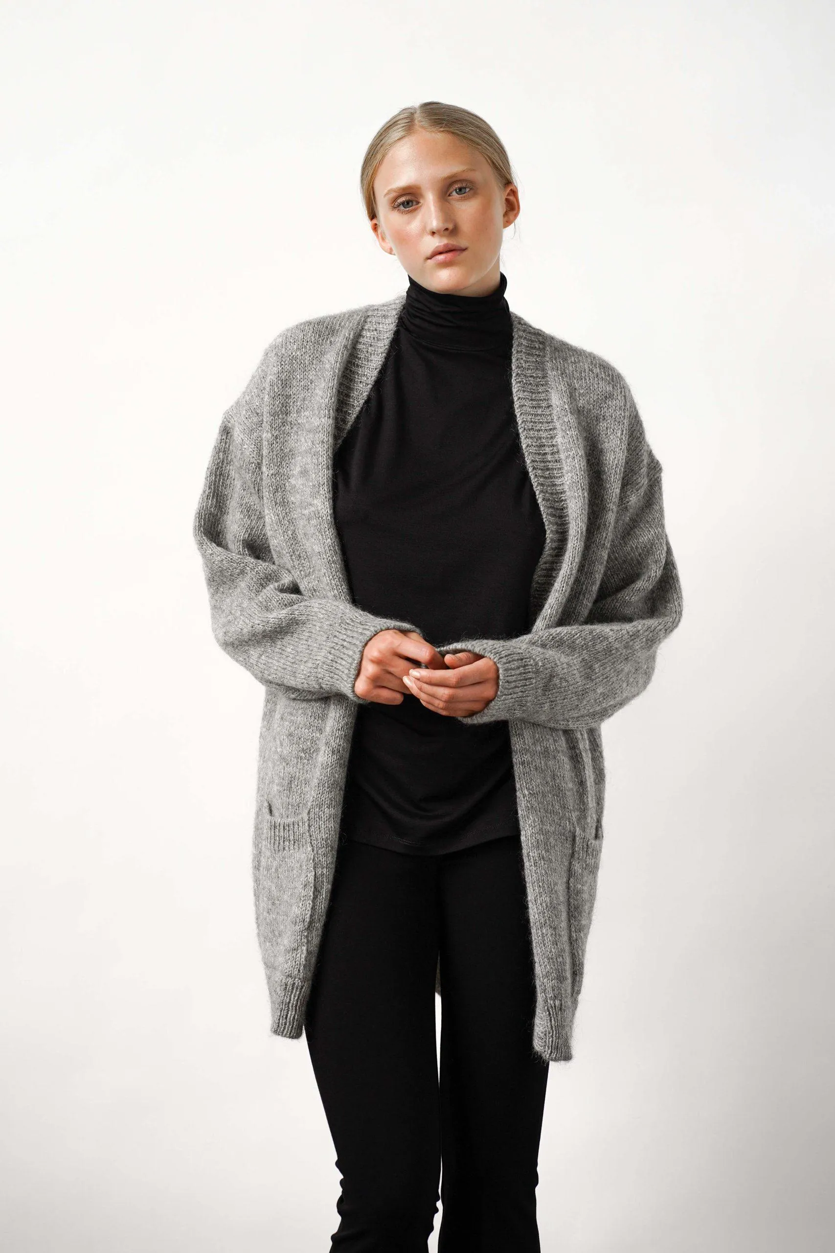 Edda Knitted Cardi Grey