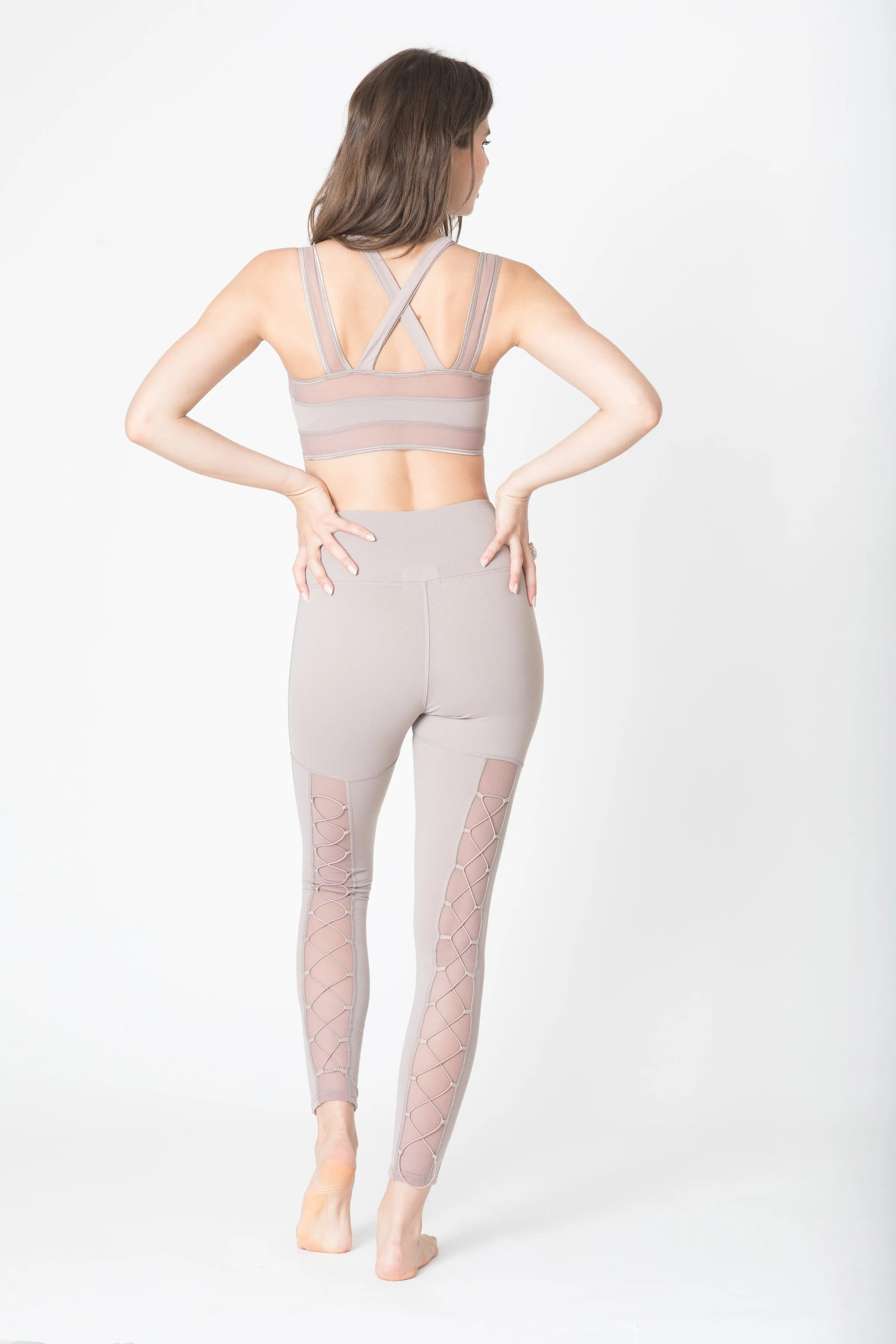 HEART CHAKRA LEGGING MOCHA