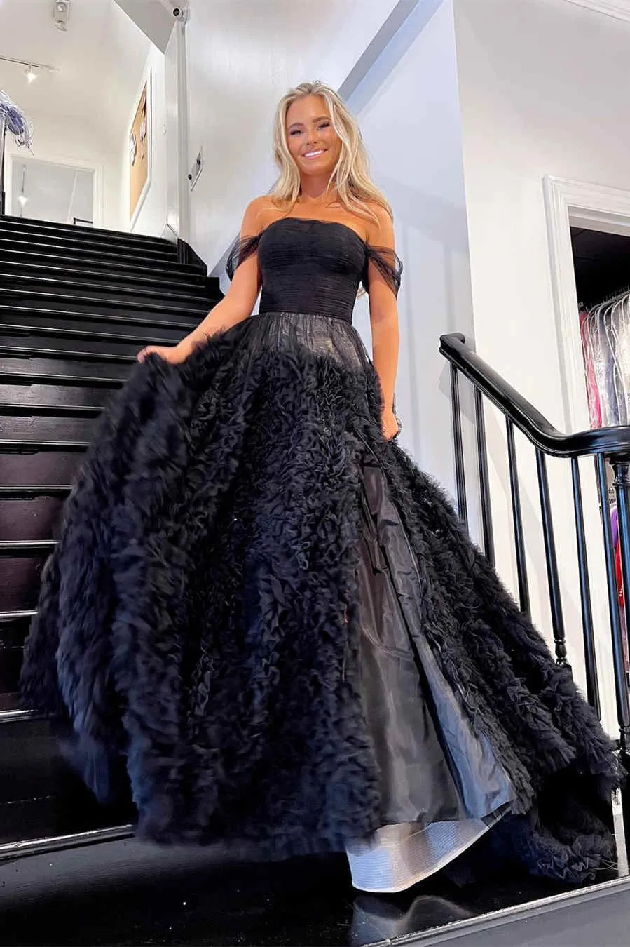 Kenia |A Line Off the Shoulder Ruffled Tulle Prom Dress with Slit