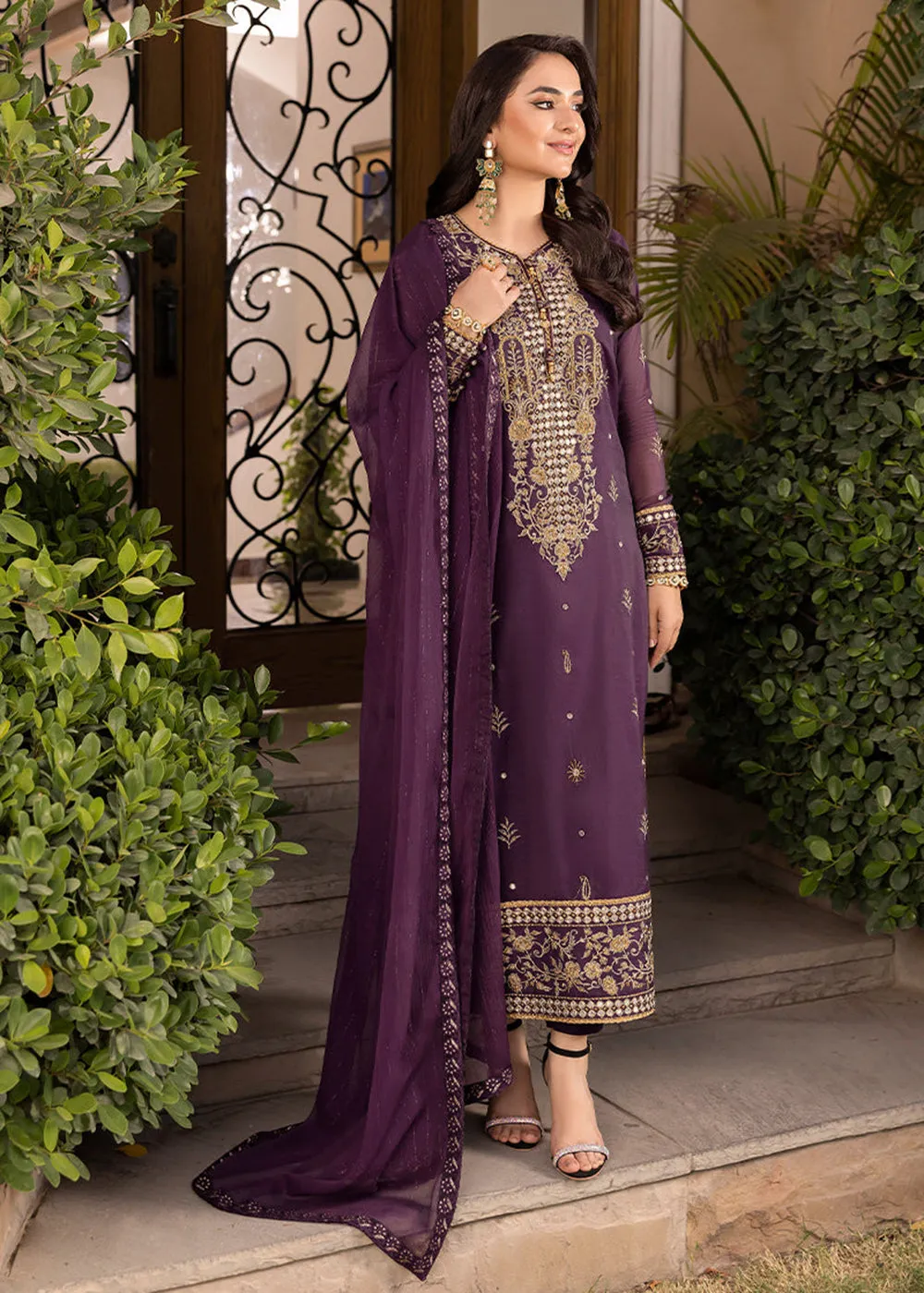 Mauve Purple Suit - Maahru, Noorie & Meerub '23 by Asim Jofa - AJSM-44