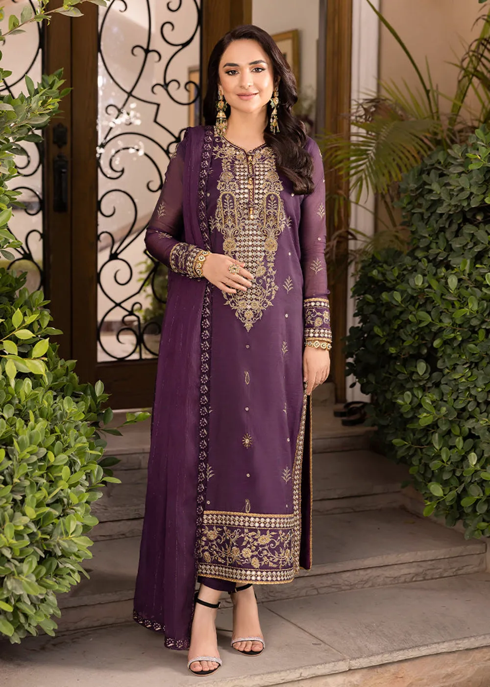 Mauve Purple Suit - Maahru, Noorie & Meerub '23 by Asim Jofa - AJSM-44