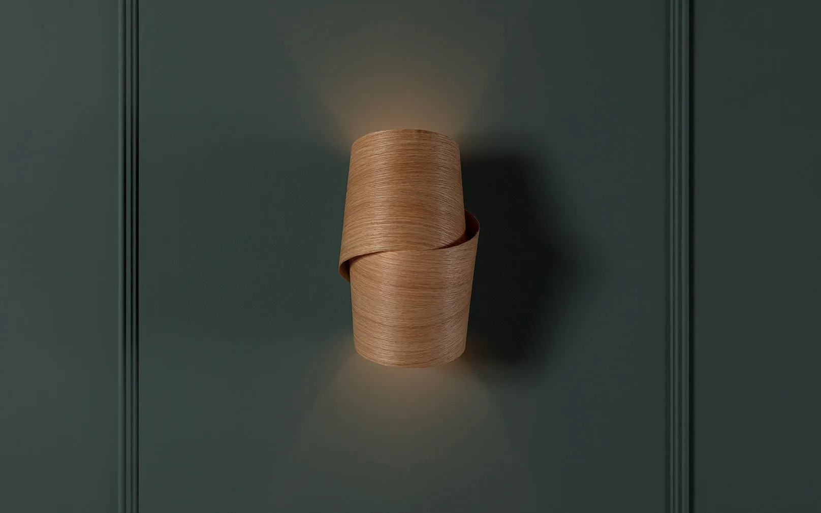 Neap Wall Light