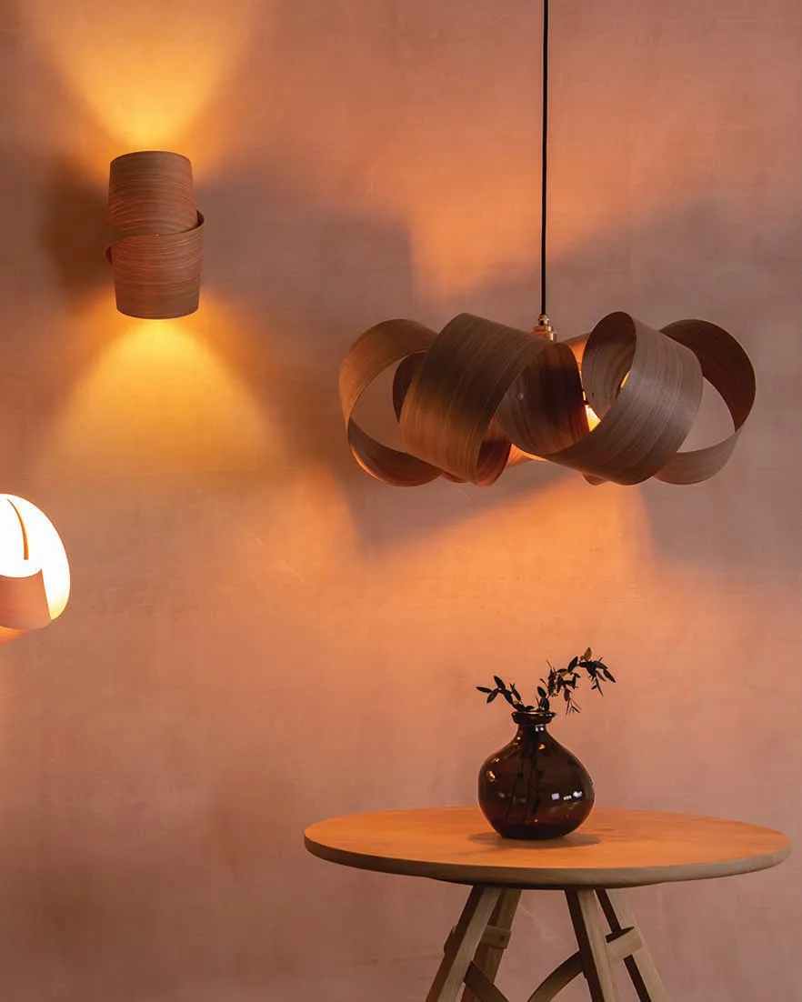 Neap Wall Light