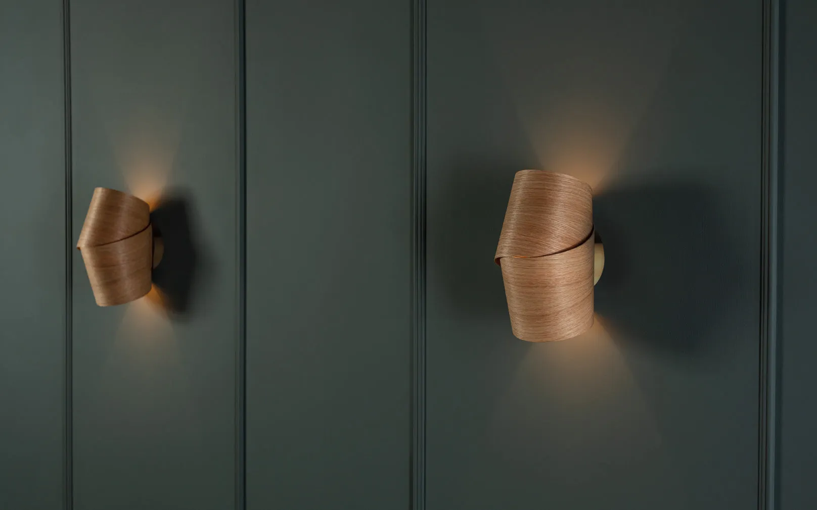 Neap Wall Light