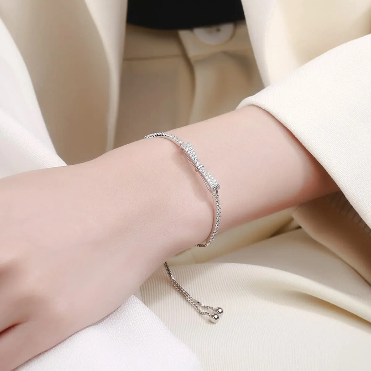 Raajsi by Yellow Chimes 925 Sterling Silver Bracelets for Women & Girls Pure Silver Butterfly Bracelet for Women Birthday Gift for Women Anniversary Gift for Women | With Certificate of Authenticity & 925 Stamp